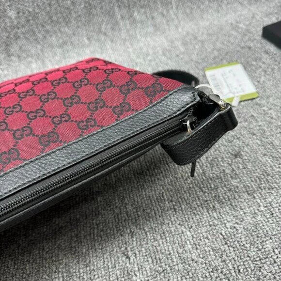 Gucci GG Canvas Messenger Bag 288-061224 - Picture 5 of 11